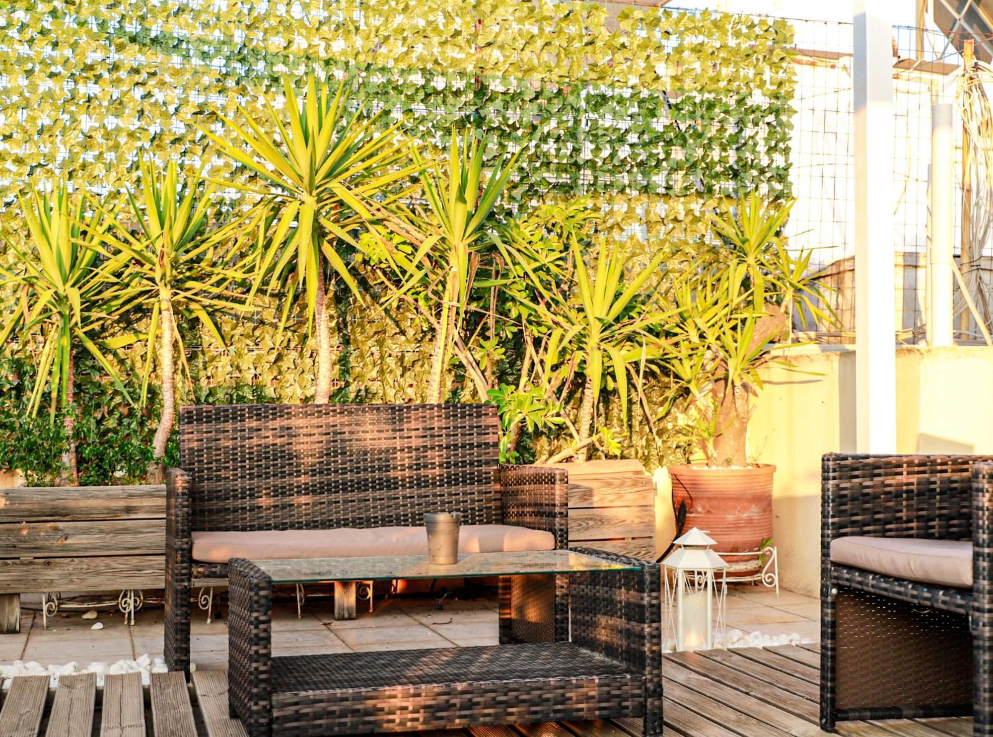 Renovated Apartment With Roof Garden Access, 15 M Walk To Acropolis アテネ エクステリア 写真