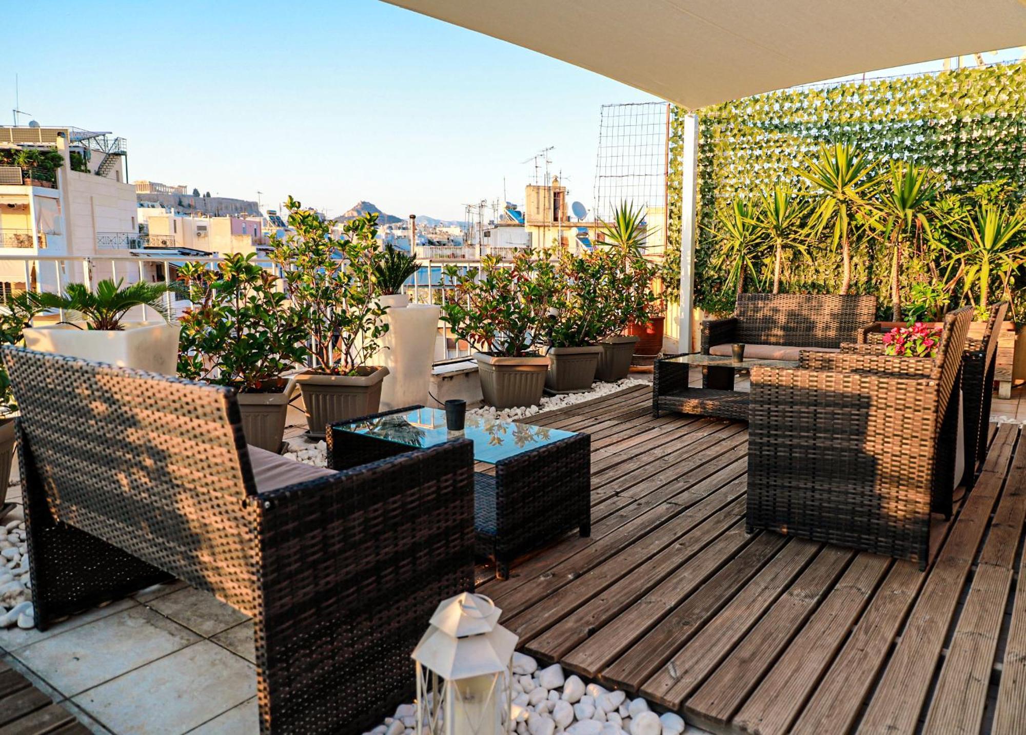 Renovated Apartment With Roof Garden Access, 15 M Walk To Acropolis アテネ エクステリア 写真