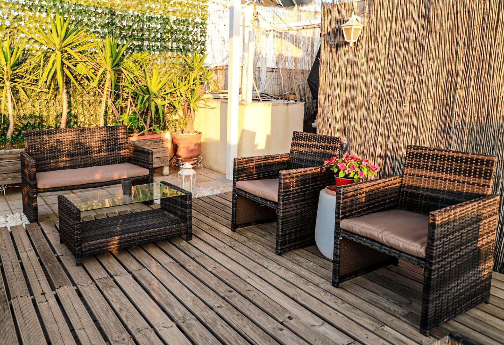 Renovated Apartment With Roof Garden Access, 15 M Walk To Acropolis アテネ エクステリア 写真